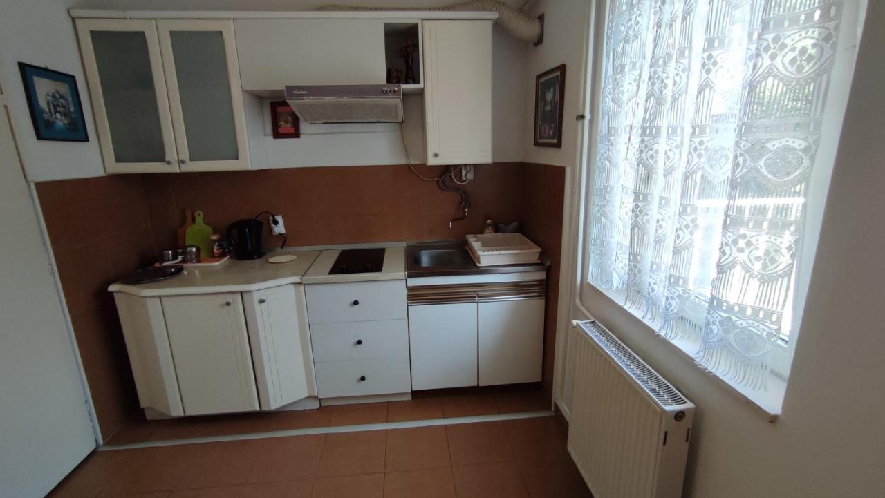Smestaj Vella Herceg Novi Ngoại thất bức ảnh