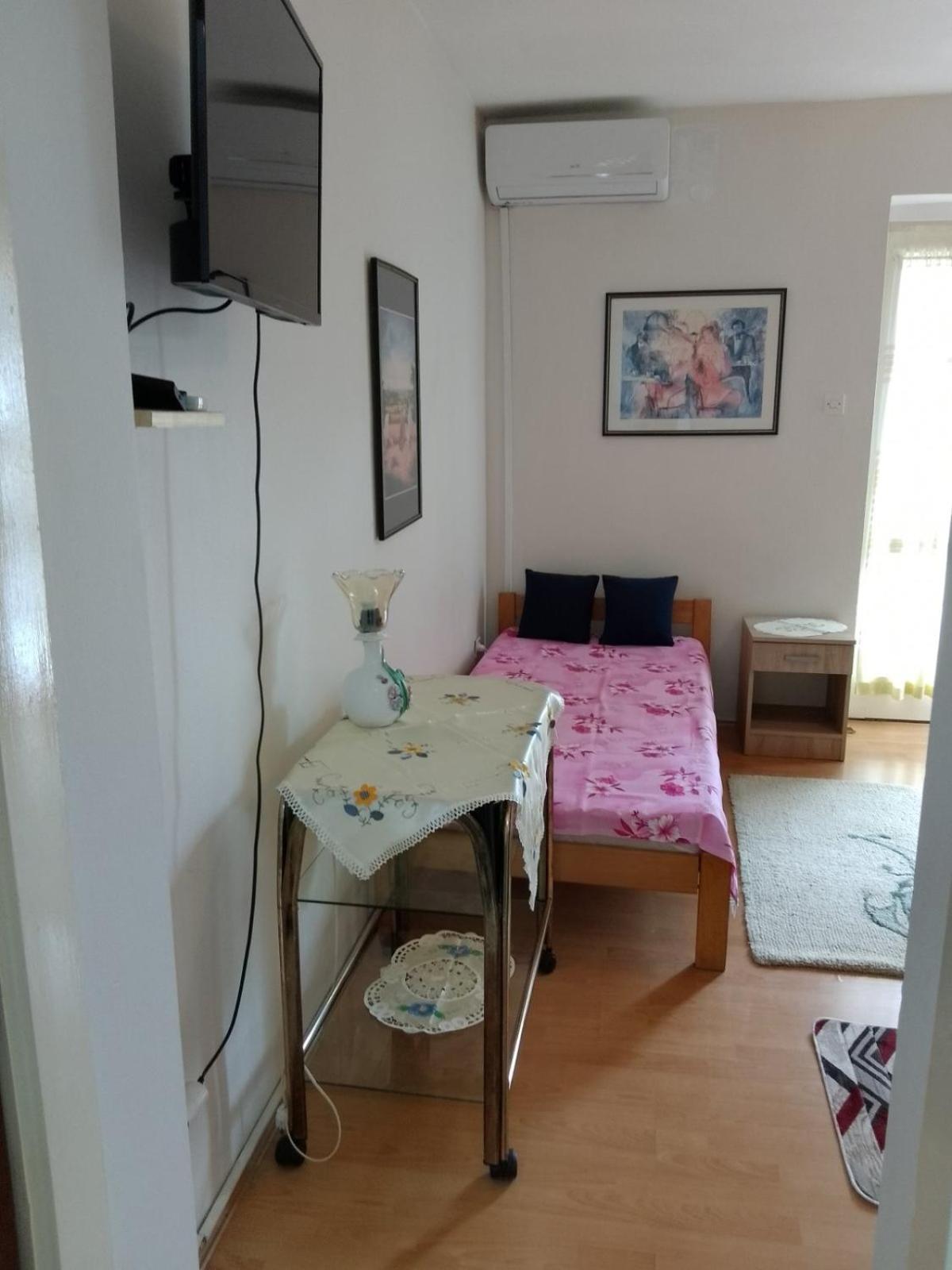 Smestaj Vella Herceg Novi Ngoại thất bức ảnh